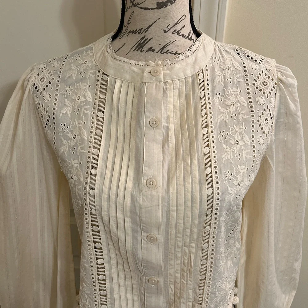 Elegant Cream Blouse with Embroidered Detailing